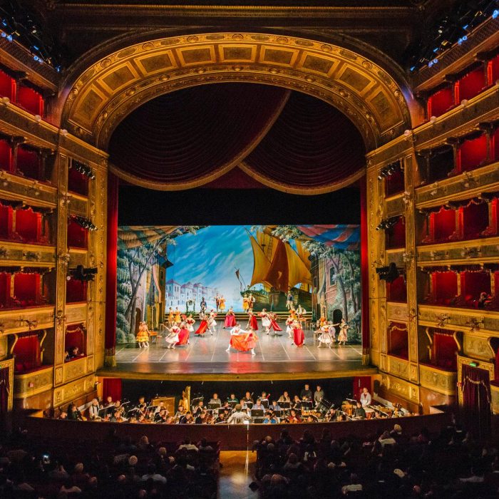 Teatro-Massimo (1)